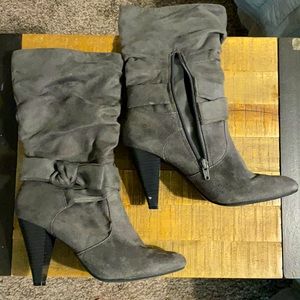 Apt9 grey boots